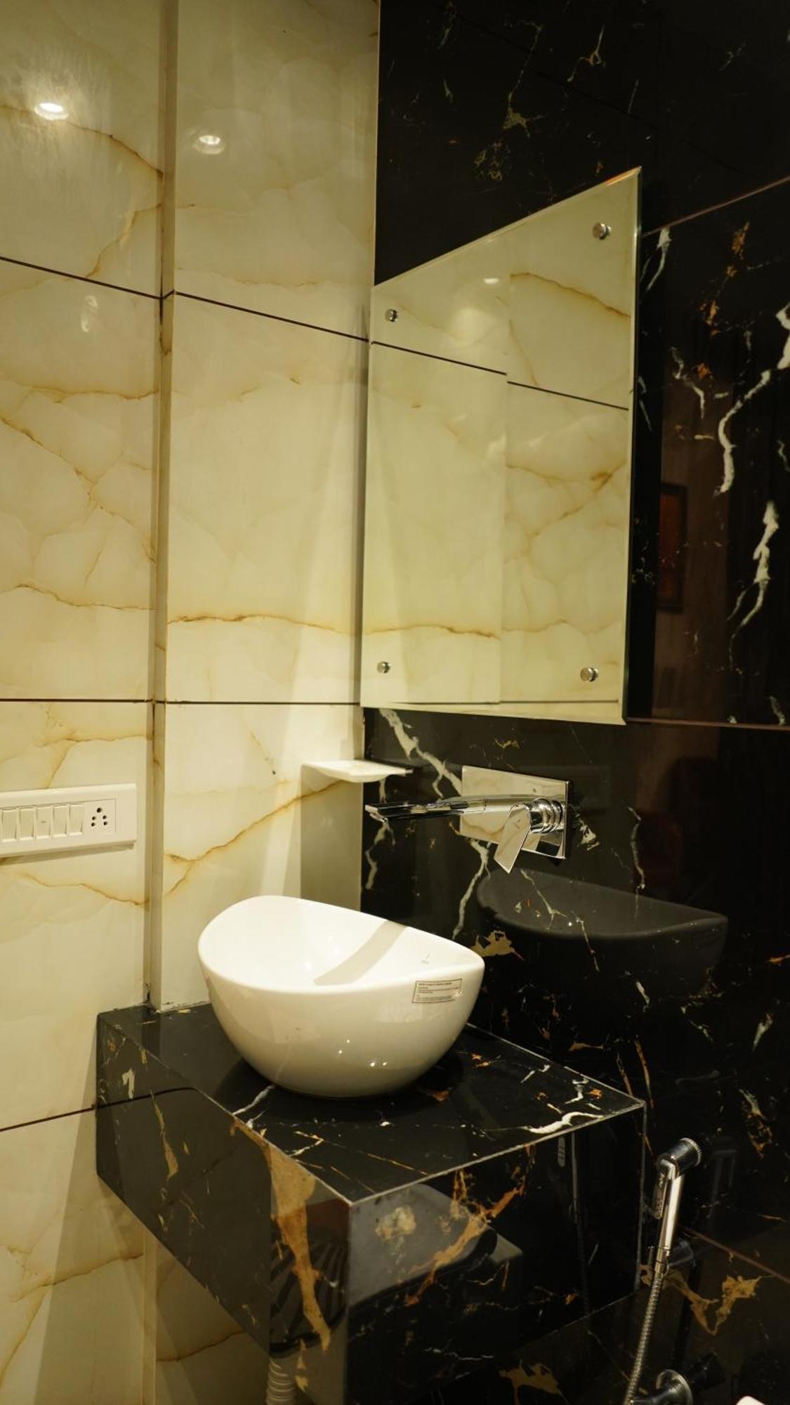 Hotel Silver Pearl Alīgarh Eksteriør billede