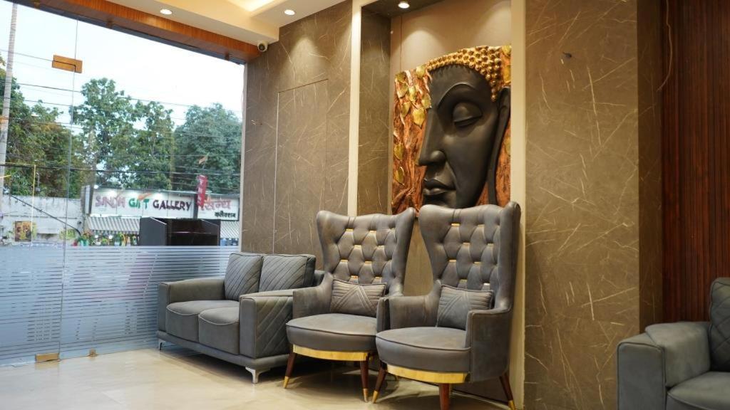 Hotel Silver Pearl Alīgarh Eksteriør billede