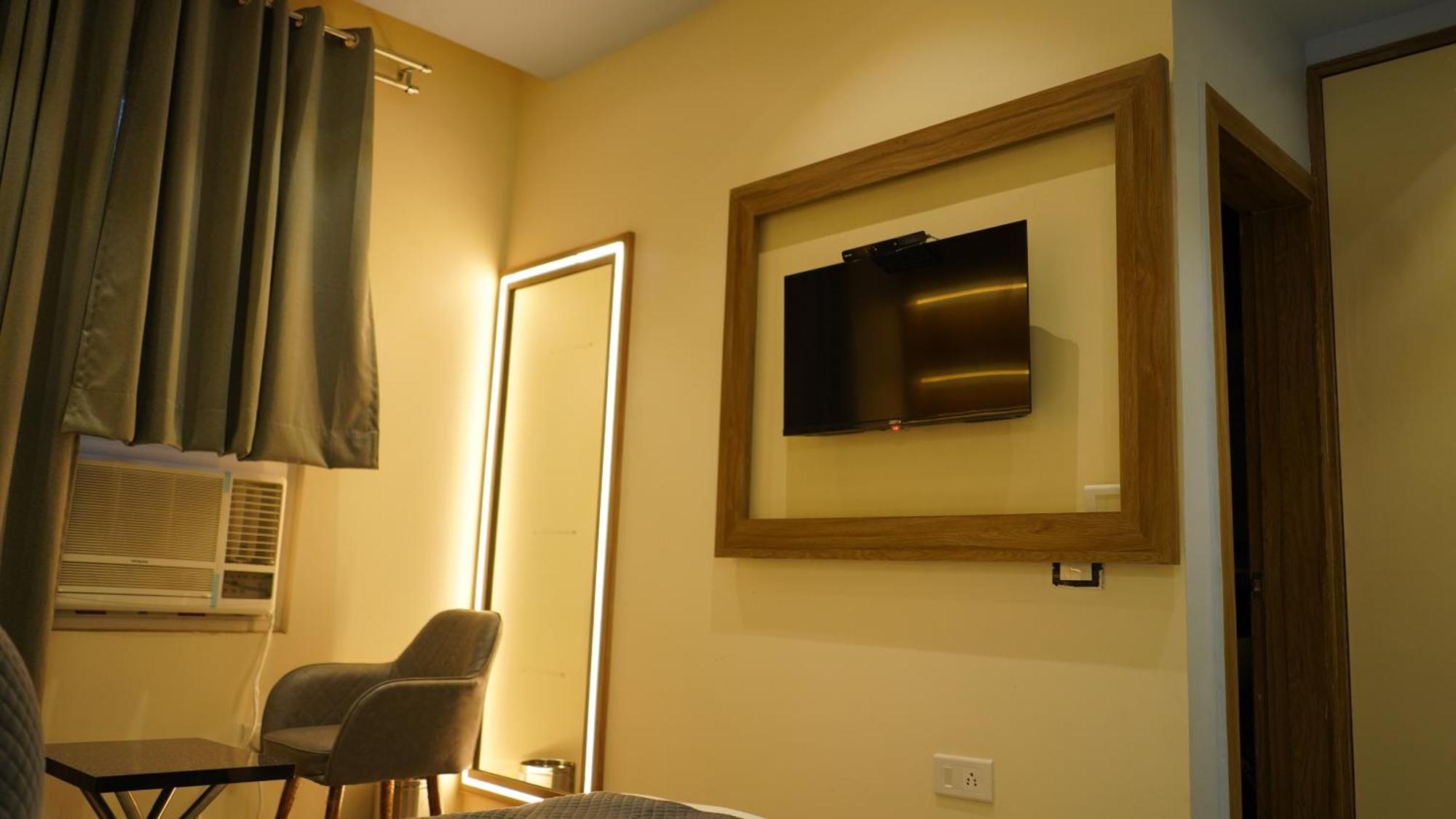 Hotel Silver Pearl Alīgarh Eksteriør billede